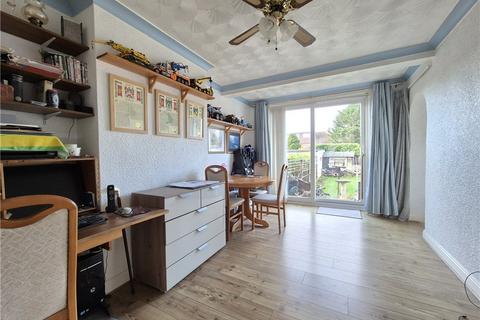 11 Cray Avenue, Orpington, BR5 4AA