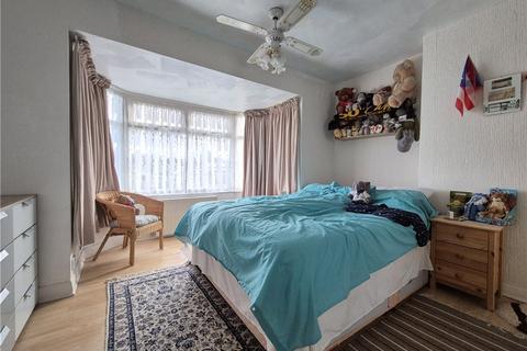 11 Cray Avenue, Orpington, BR5 4AA