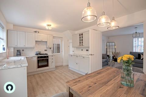 48 Betteridge Drive, Sutton Coldfield, B76 1FN