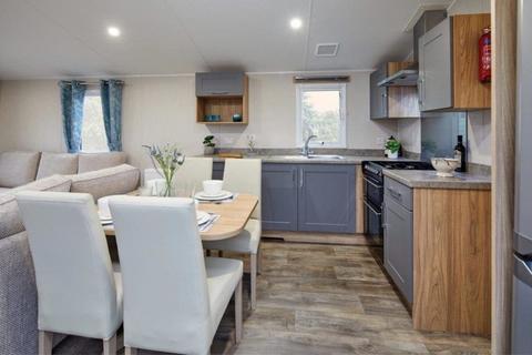 2 bedroom static caravan for sale, Pentire Coastal Holiday Park