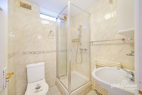 66a Whitefriars Avenue, Harrow, HA3 5RN