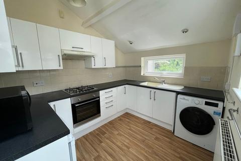 5 bedroom terraced house to rent, Quarrington Road, Bristol BS7