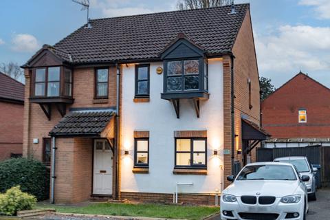 2 bedroom semi-detached house to rent, Pinewoods, Northfield, Birmingham, West Midlands, B31