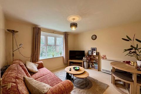 1 bedroom flat for sale, Martingale Chase, Newbury RG14