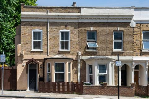 3 bedroom terraced house for sale, Westferry Road, Isle of Dogs E14