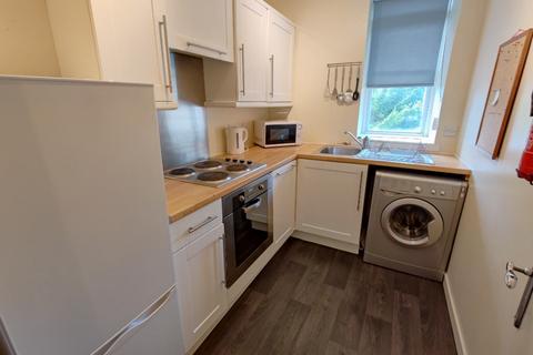 2 bedroom flat to rent, Blackness Street, City Centre DD1