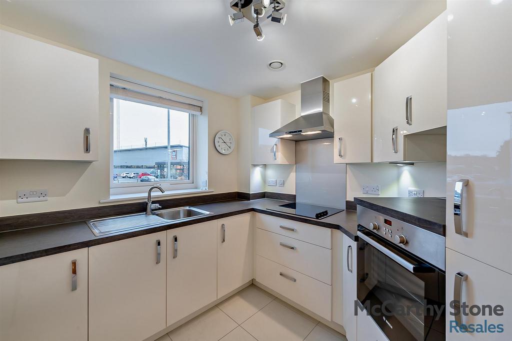 Kitchen: