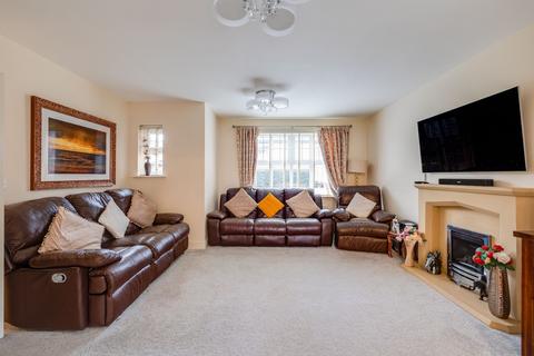 4 bedroom detached house for sale, Crawford Close, Chester CH3