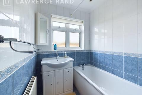 133 Queens Walk, Ruislip, HA4 0NW