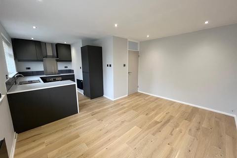 108 Burman Road, Shirley, Solihull, B90 2BQ