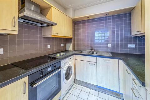 2 bedroom apartment to rent, Drayton Park, Highbury