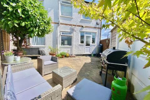 27 Northcroft, Slough, SL2 1HR