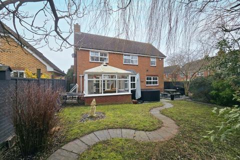 4 bedroom detached house for sale, Milton Bridge, Wootton Fields, Northampton, NN4 6AT