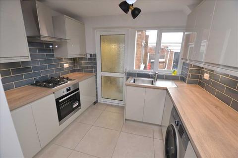 3 bedroom house for sale, Meadgate Avenue, Chelmsford