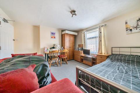 3 bedroom flat for sale, Banbury,  Oxfordshire,  OX16