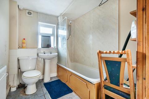 3 bedroom flat for sale, Banbury,  Oxfordshire,  OX16