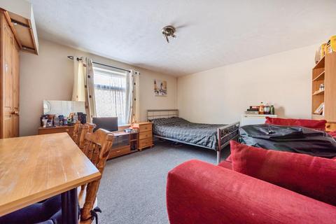 3 bedroom flat for sale, Banbury,  Oxfordshire,  OX16