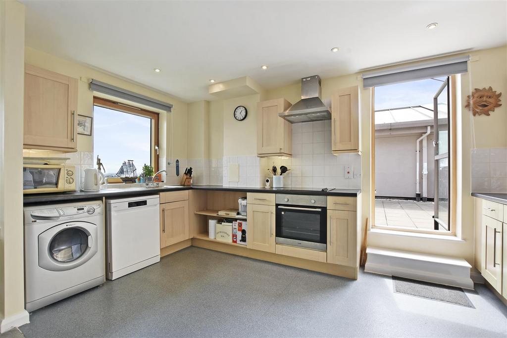 07-4bff GCWT - 91 Donnington Court -Reception  6-Or
