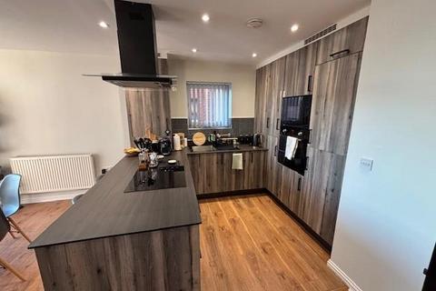 2 bedroom flat to rent, Copper Place, Fallowfield, Manchester