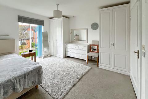 2 bedroom apartment for sale, The Street, East Preston, West Sussex