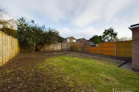 33 Coniston Road, Kempshott, Basingstoke, RG22 5HT