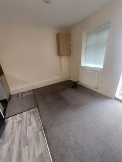 1 bedroom flat to rent, Pleydell Gardens, Folkestone CT20