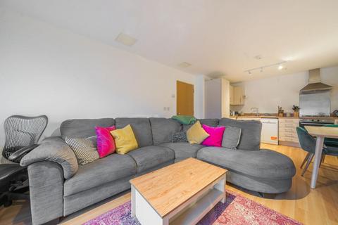 2 bedroom flat for sale, St. Georges Grove, Earlsfield