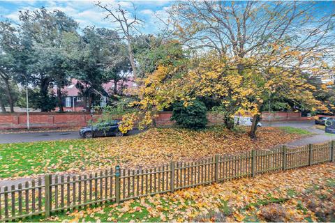 1 bedroom flat for sale, Pegwell Road, Ramsgate CT11