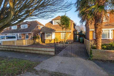 4 bedroom detached house for sale, Martin Avenue, Fareham PO14