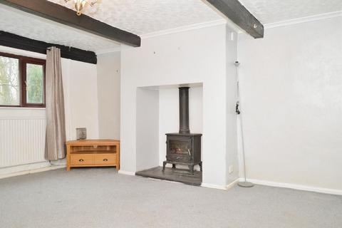 3 bedroom cottage for sale, Roundthorn Road, Oldham