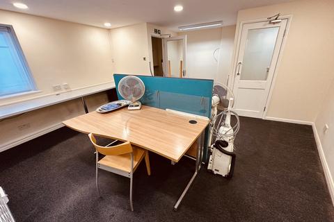 Office to rent, Dukes Mews, London N10