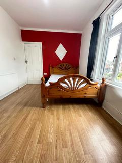 1 bedroom in a house share to rent, Ilford IG3