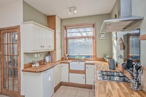 3 bedroom terraced house for sale, Wyke Crescent, Wyke, Bradford, BD12