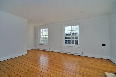 undefined, The Broadway, Thames Ditton