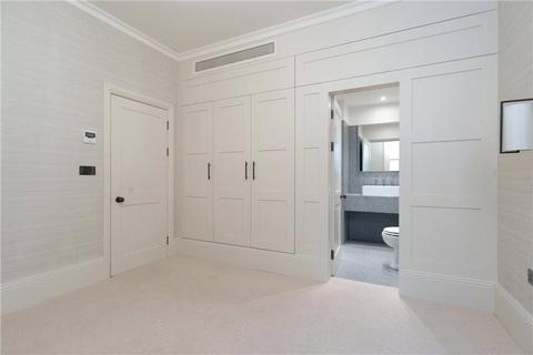 2 bedroom flat to rent, Savile House, 18 Berkeley Street, London