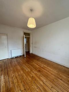 1 bedroom flat to rent, High Street, Dunbar, EH42