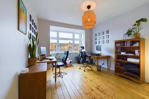 125 Birchfield Road, Northampton, NN1 4RQ