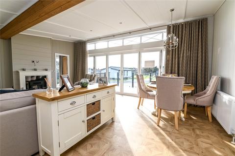 2 bedroom park home for sale, Jubilee Gardens, Shorefield Country Park, Downton, Hampshire, SO41