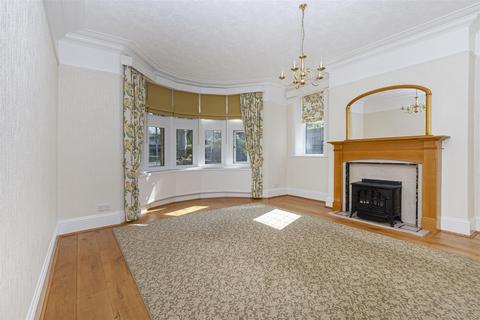 4 bedroom detached house for sale, Fenay Lane, Almondbury, Huddersfield