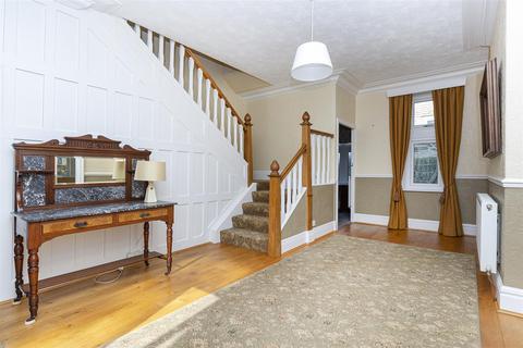 4 bedroom detached house for sale, Fenay Lane, Almondbury, Huddersfield