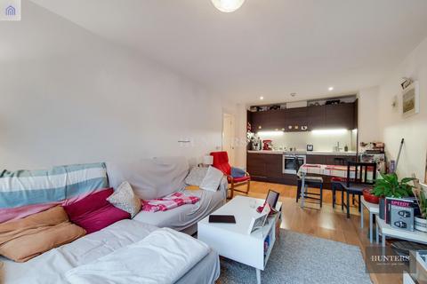 2 bedroom flat to rent, Crampton Street, London, SE17