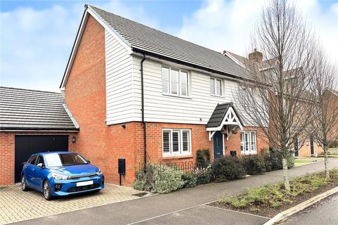 4 bedroom detached house for sale, Hornbeam Avenue, Angmering, Littlehampton, West Sussex