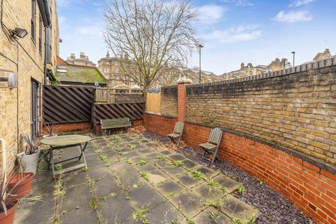 1 bedroom maisonette for sale, Wontner Close, Islington, London