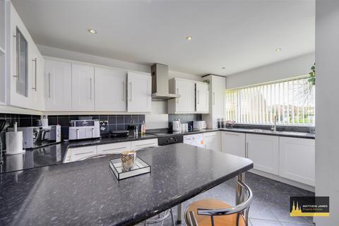 3 bedroom end of terrace house for sale, Ashby Close, Binley, Coventry * NO UPWARD CHAIN *