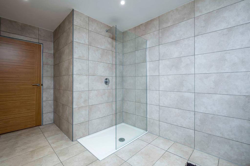 Lower Shower Room