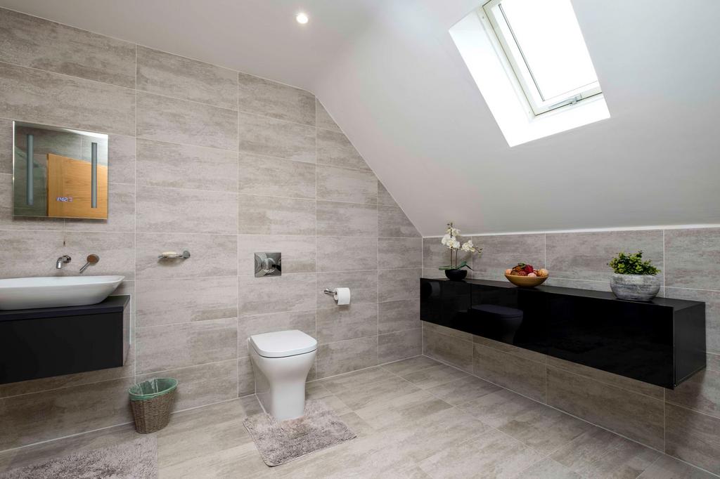 En-suite 1