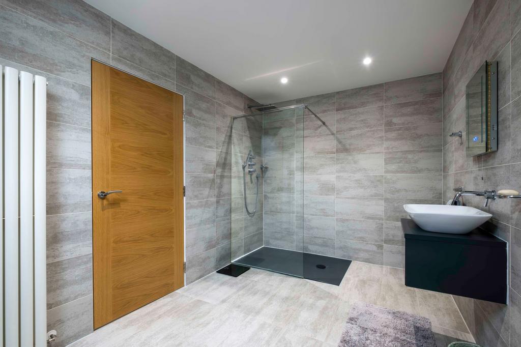 En-suite 1