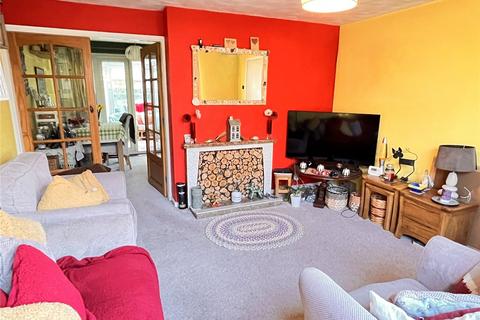 3 bedroom semi-detached house for sale, Richmond Drive, Copthorne, Shrewsbury, Shropshire, SY3