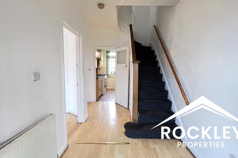 3 bedroom terraced house for sale, Eastern Avenue, Ilford IG2