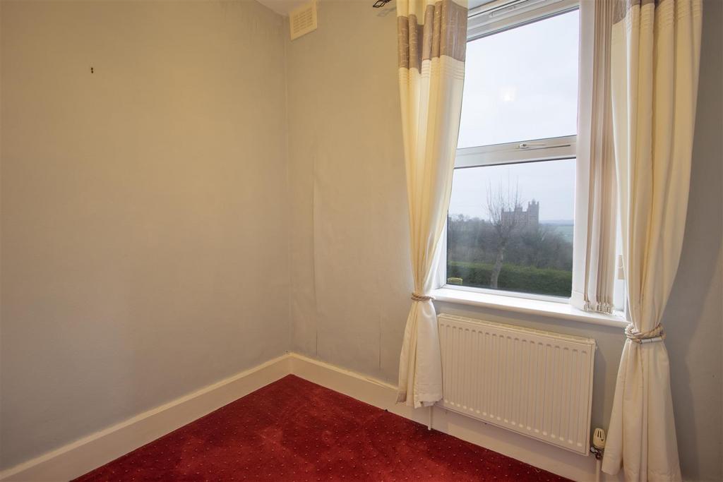 Bedroom 5.jpg